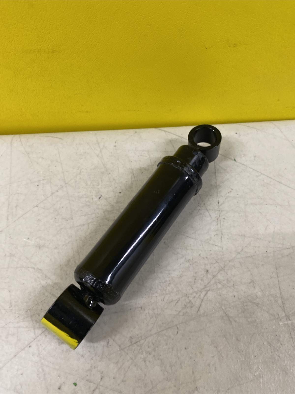 REAR SUSPENSION SHOCK – YAMAHA SNOWMOBILE 8Y34748100 REF7084