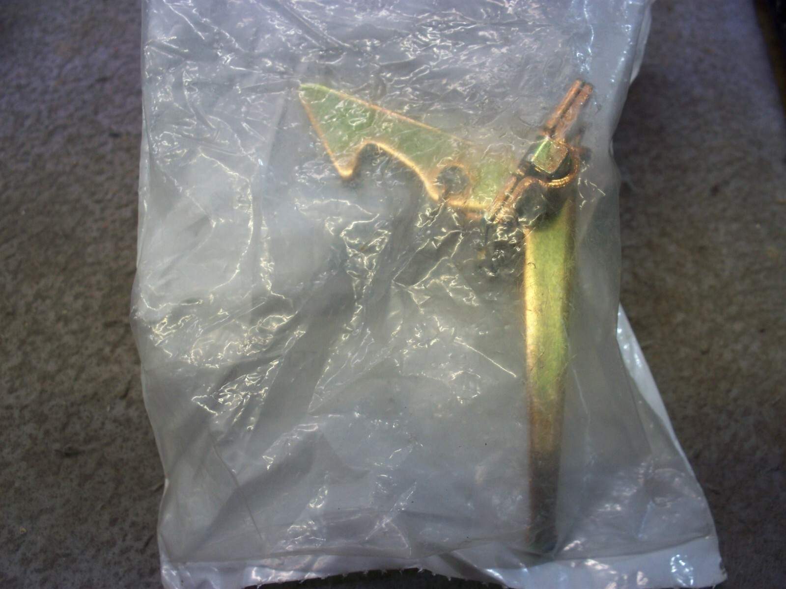 Polaris Snowmobile 2006-2007 RMK Switchback Seat Latch Assembly NEW OEM 1014876