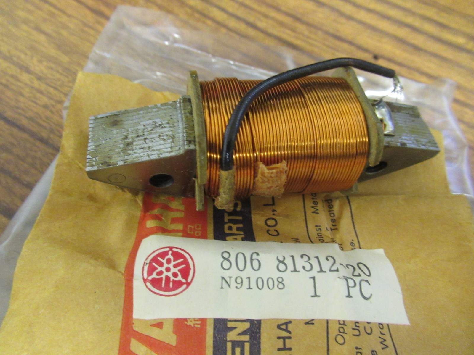 YAMAHA OEM  NEW SOURCE COIL – 1969 SL338 SL396 SS338 SS396 SNOWMOBILE NOS SLED
