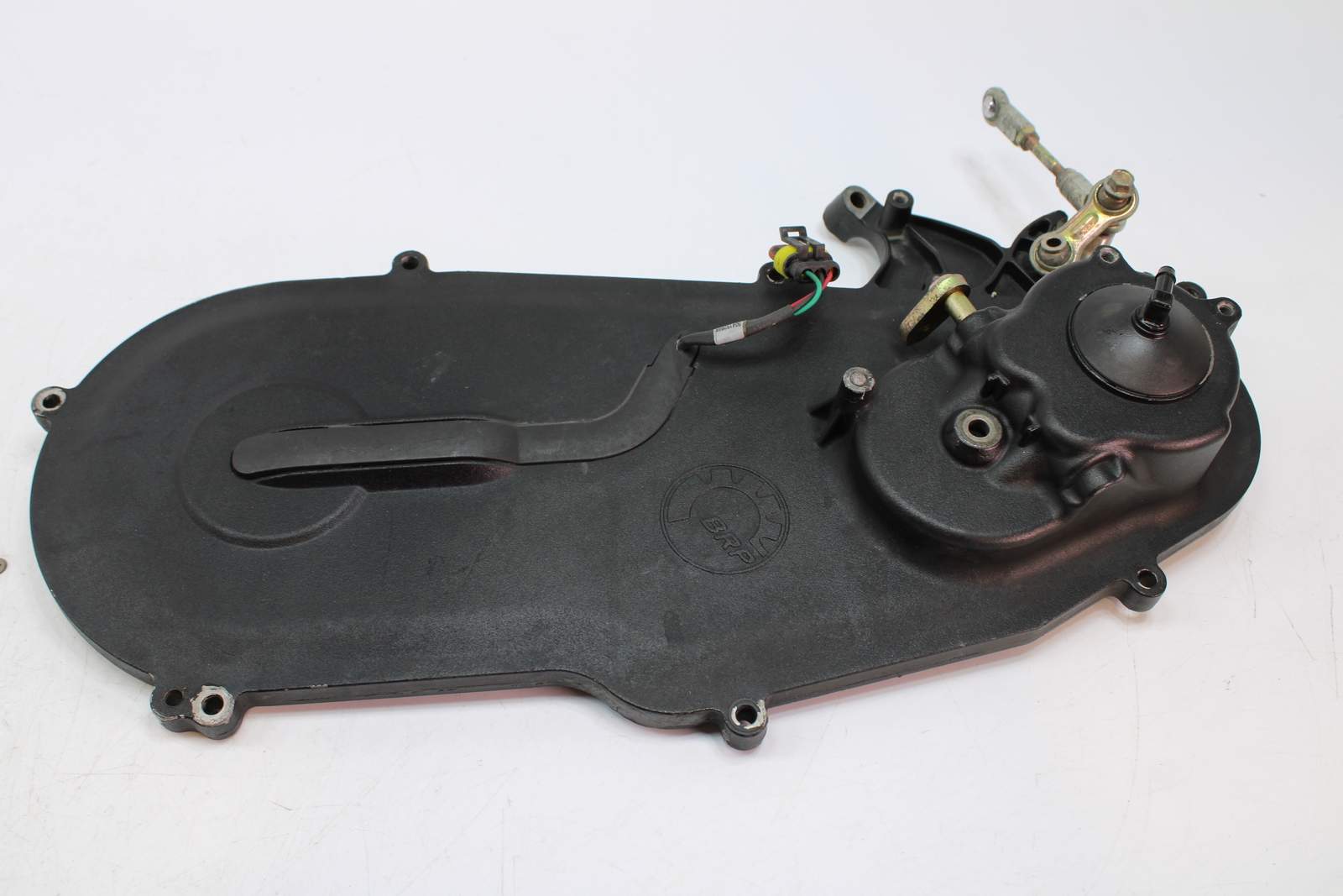 2010 Ski-Doo GSX 1200 SE 4 TEC TRACK CHAIN CASE CHAINCASE COVER 504152898