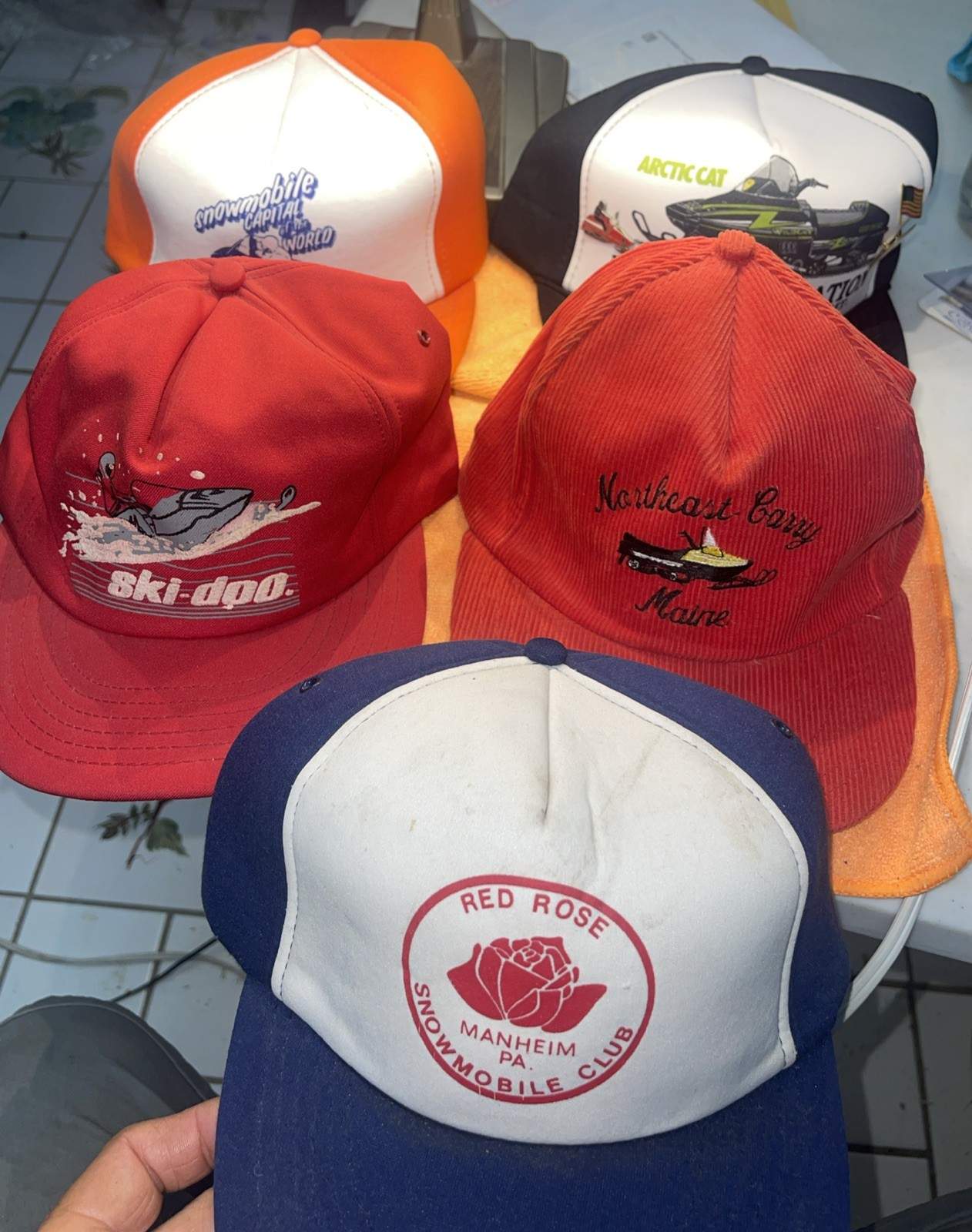 Vintage Snowmobile Hat Lot Of 5 Trucker – Ski Doo, Artic Cat, West Yellowstone