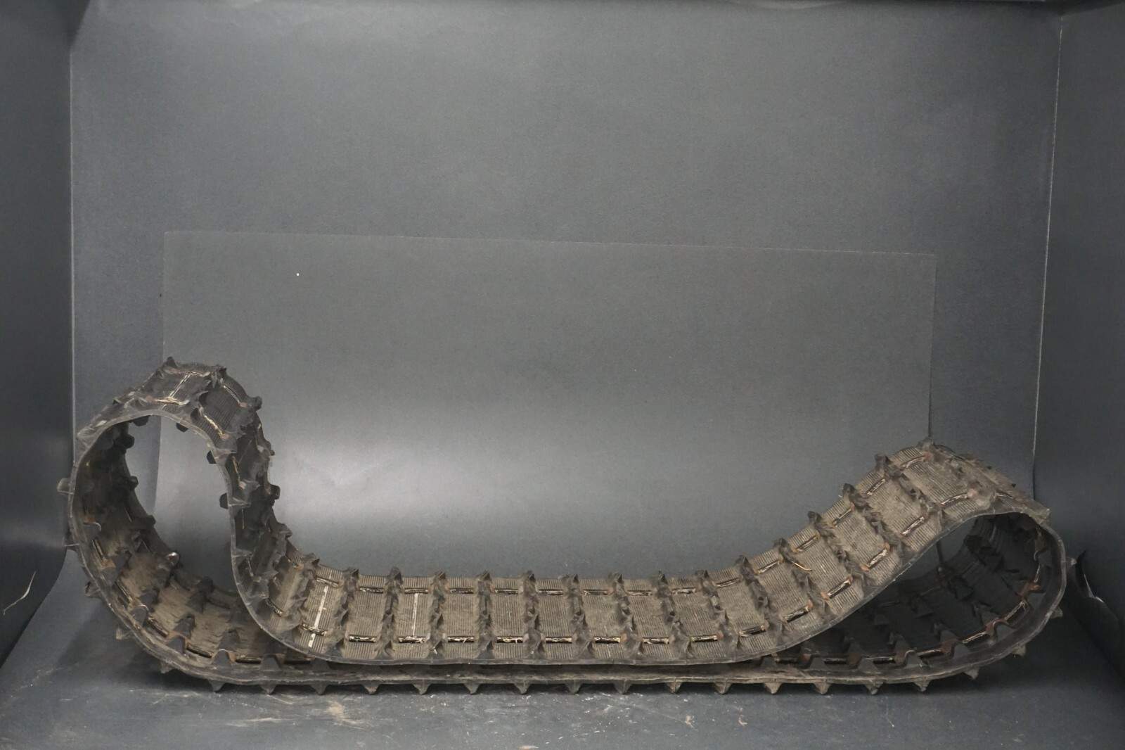 Polaris Ski-Doo Arctic Cat Yamaha Snowmobile Track 121 x 15 x 2.52 3/4in Lug