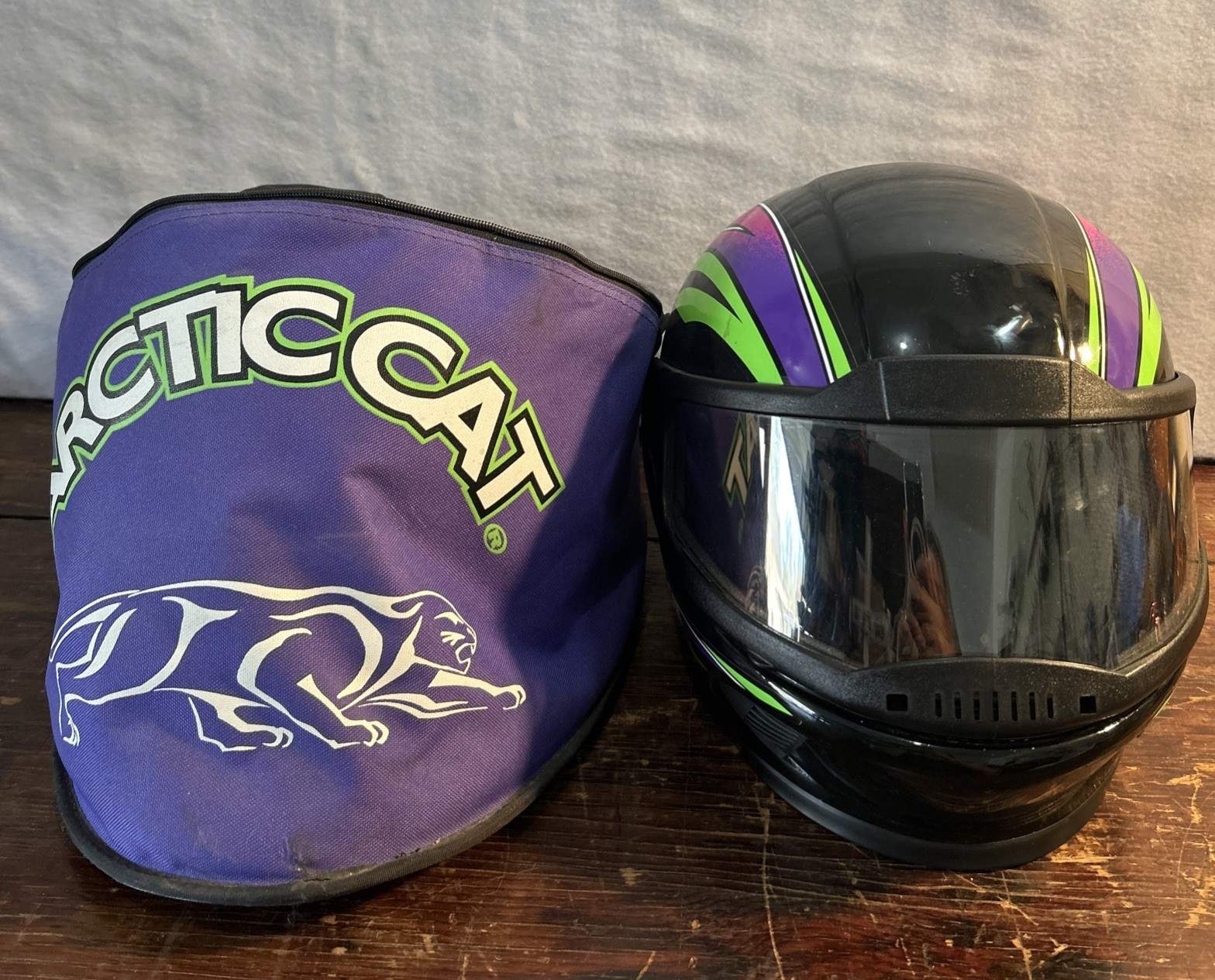VTG Artic Cat SHC Snowmobile Helmet Full Face Model SH-A-301 Sz M Plus Bag 1990s