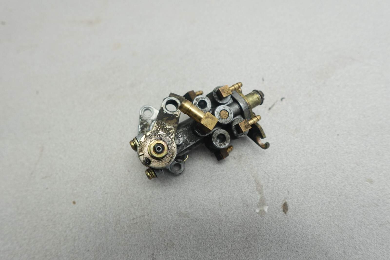 1999-2002 Polaris SKS XC 800 RMK 700 OEM Engine Oil Injection Pump Ass’y