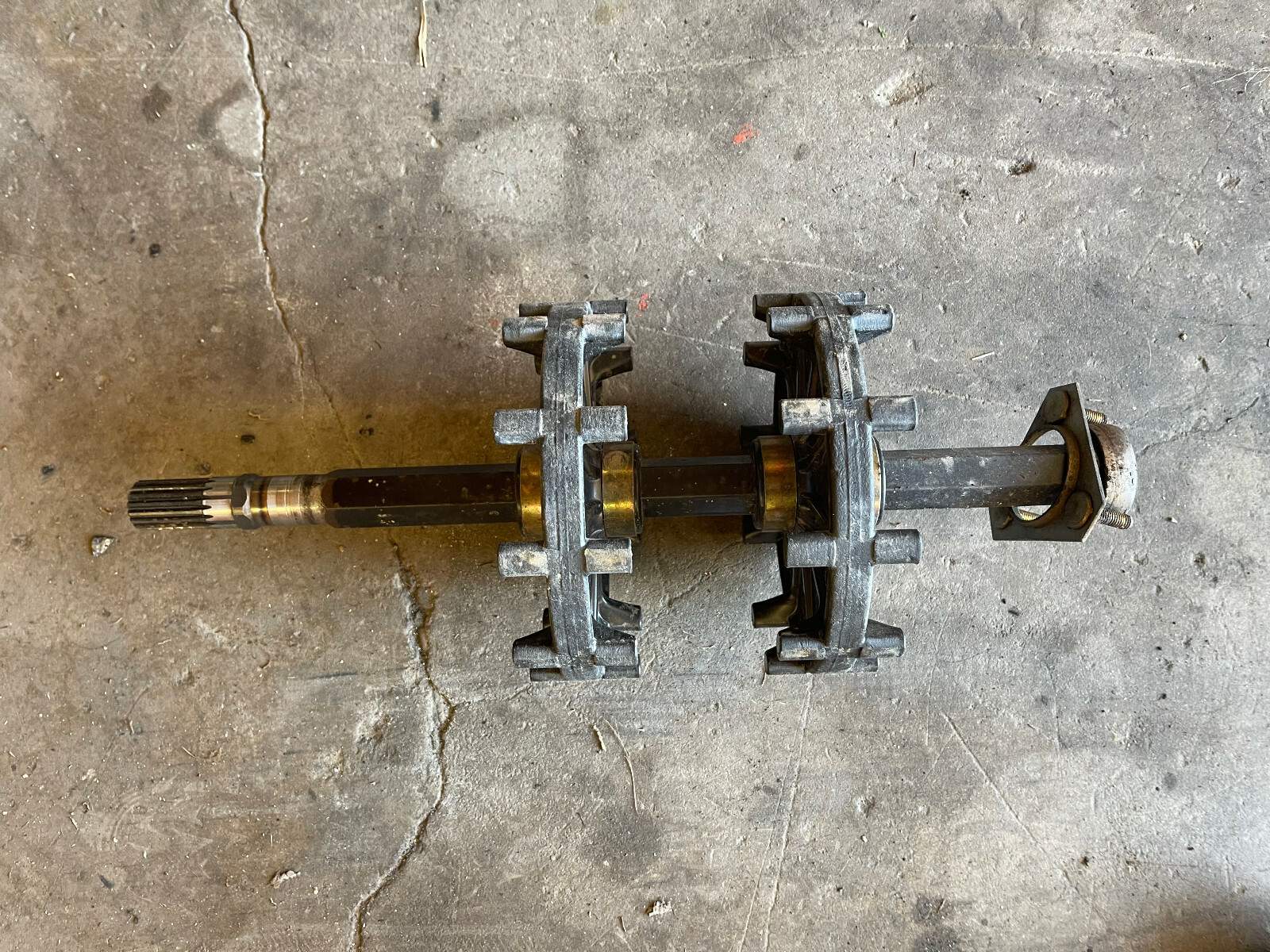 Ski-Doo Renegade MXZ GSX 550 f GTX Expedition Summit rev drive shaft cog 05-09