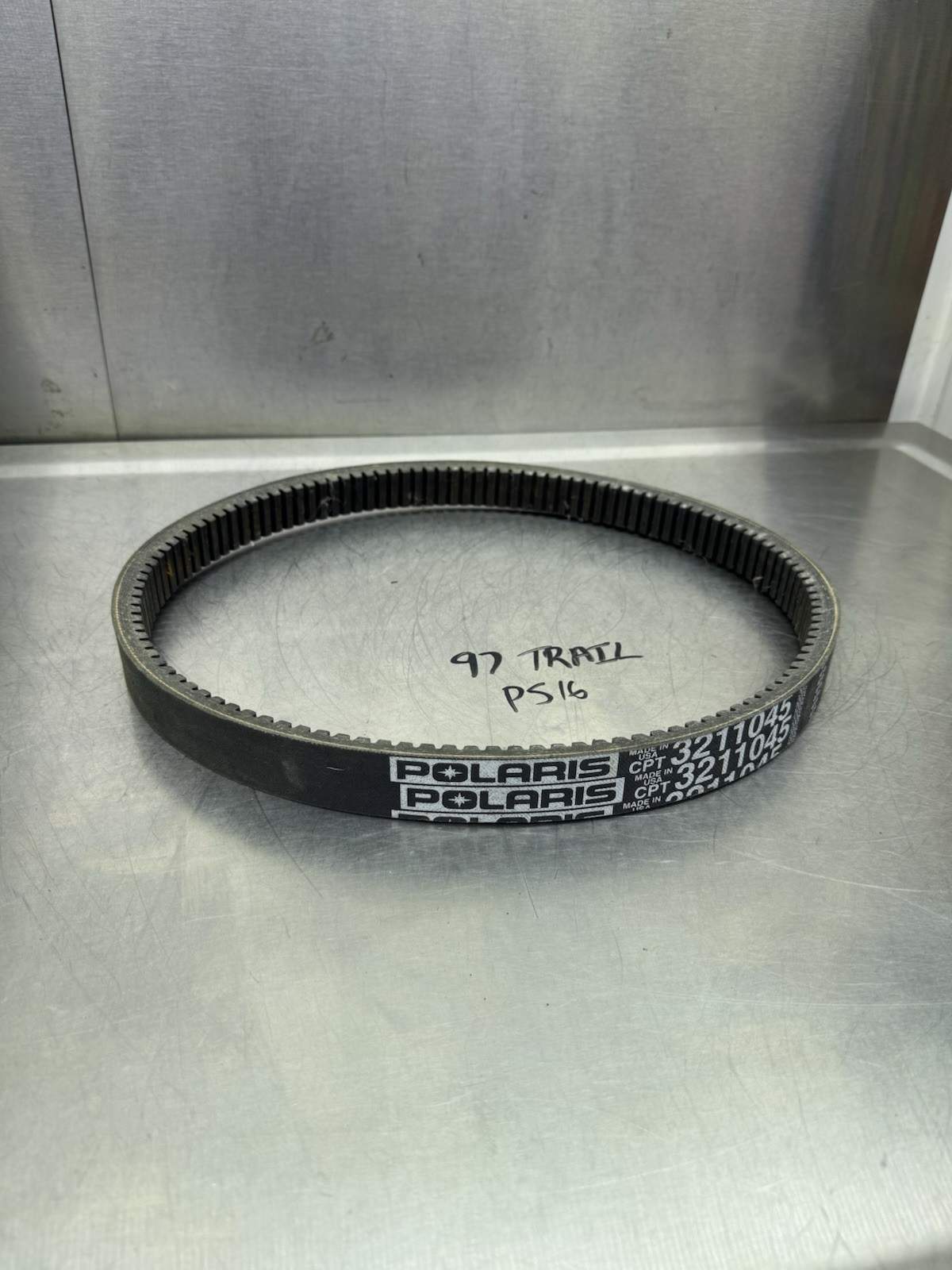 Polaris Snowmobile Indy XCR Trail 440 500 1992 OEM Drive Belt 3211045 3211042