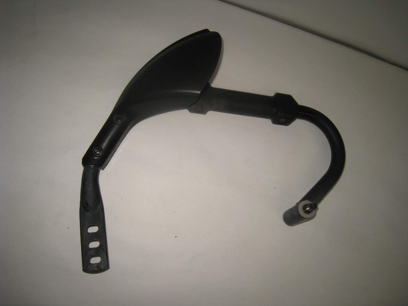 2000 YAMAHA PHAZER MOUNTAIN LITE 500 LEFT REAR BACK SEAT REST BRACKET