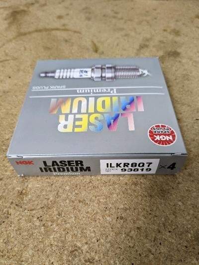 NGK Spark Plugs 4 ILKR8Q7 Ski Doo Freeride 850R MX-Z 850 Summit X 2017 2018