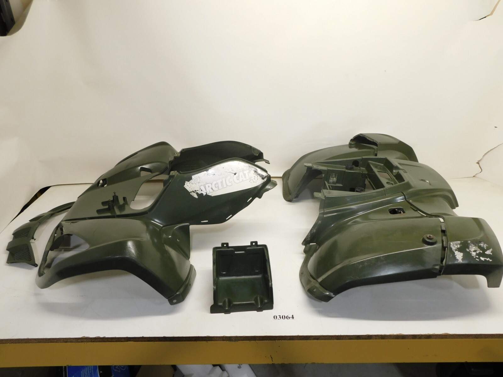 2011 Artic Cat 300 OEM Front And Rear Fenders Plastics 3306-213 3306-211