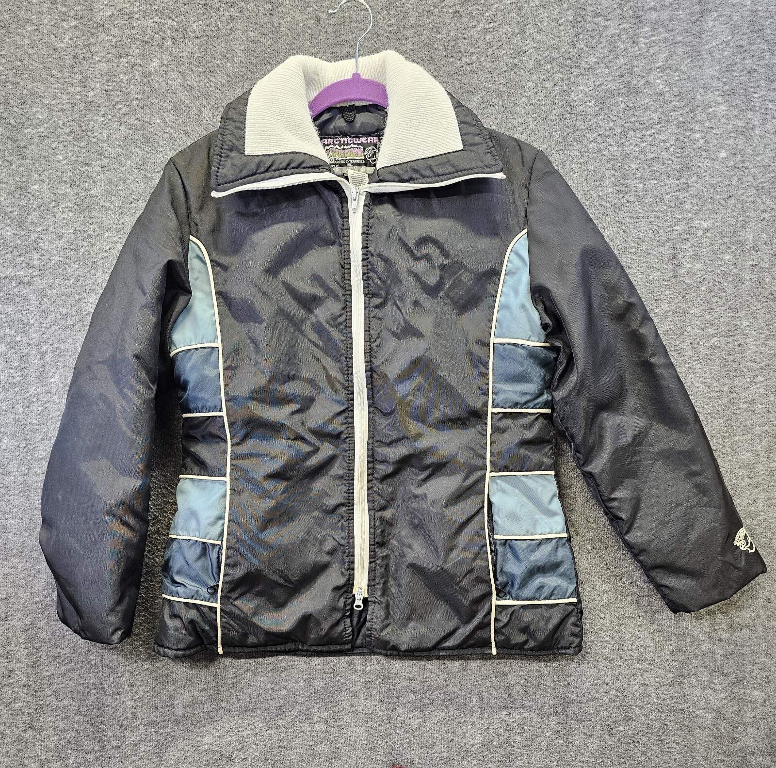 Vintage Artic Cat Articwear Snowmobile Jacket Womens Size L Black Blue Puffer