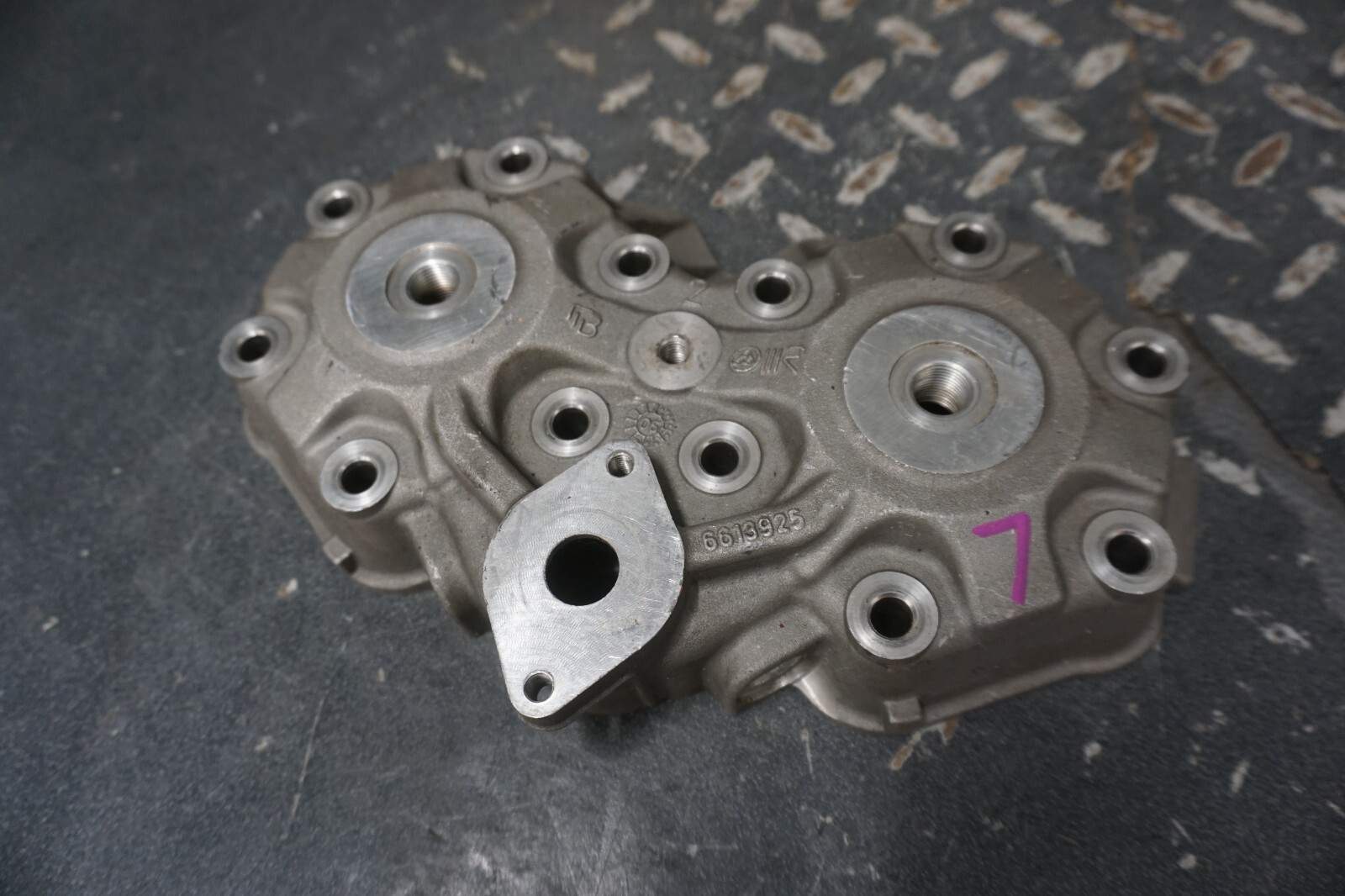 2007-2016 Ski-Doo MXZ Summit Renegade OEM Engine Motor Cylinder Head Ass’y