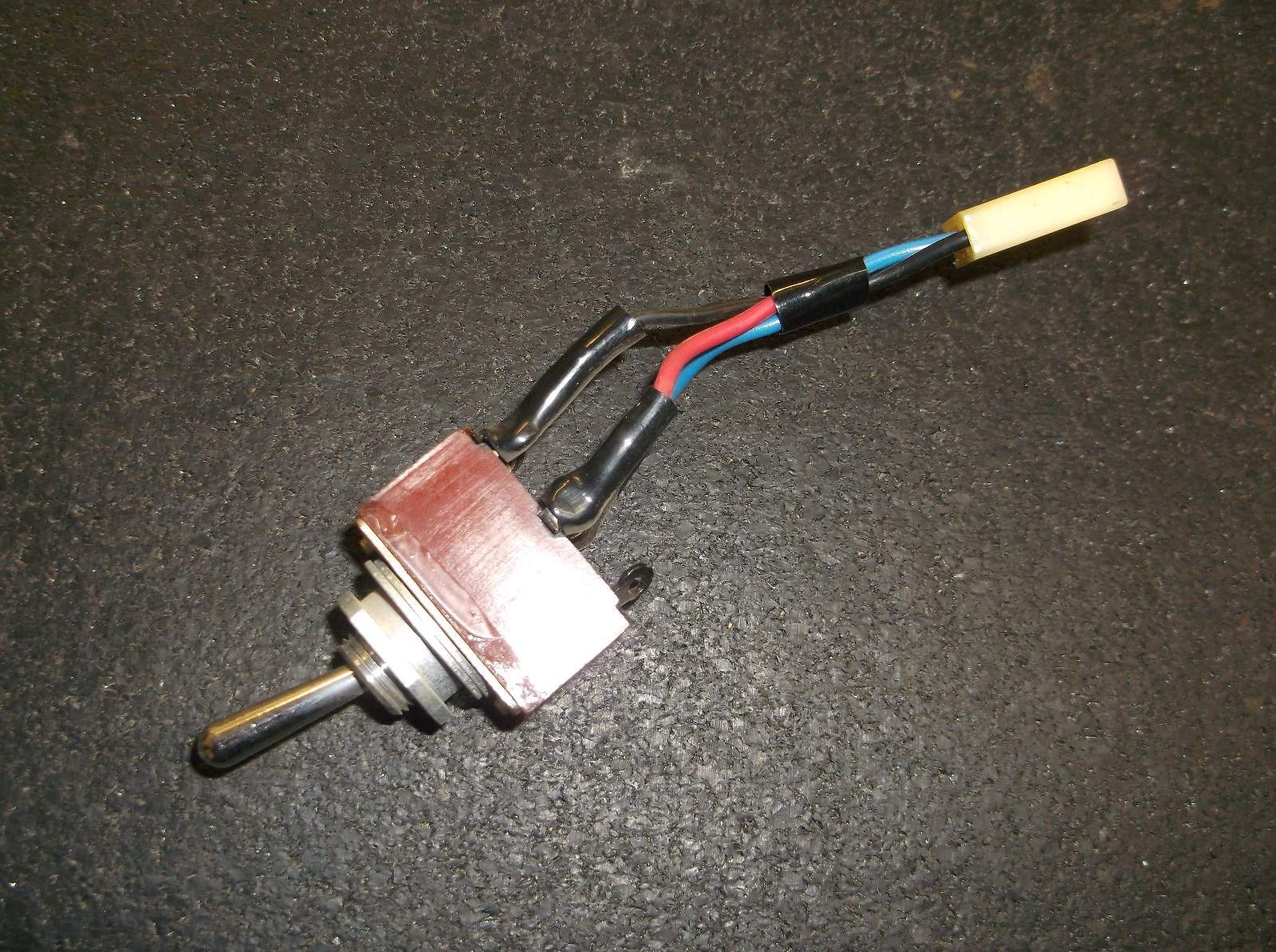 Vintage Suzuki Snowmobile SM20J XR400 Dash Emergency Kill Switch 37850-97240/241