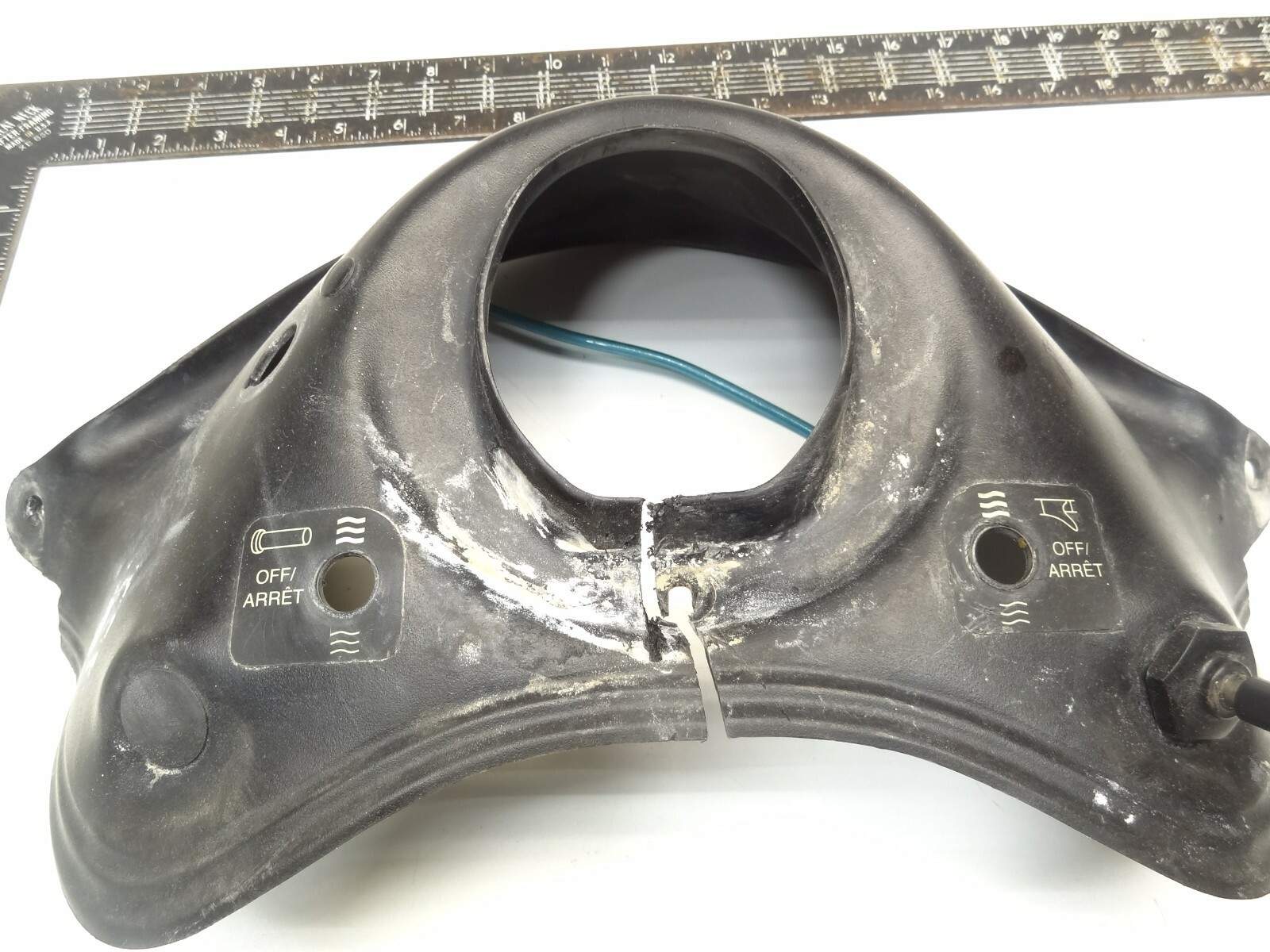 Ski Doo 1999 Console  SKIDOO CONSOLE WITH PRIMER 99′