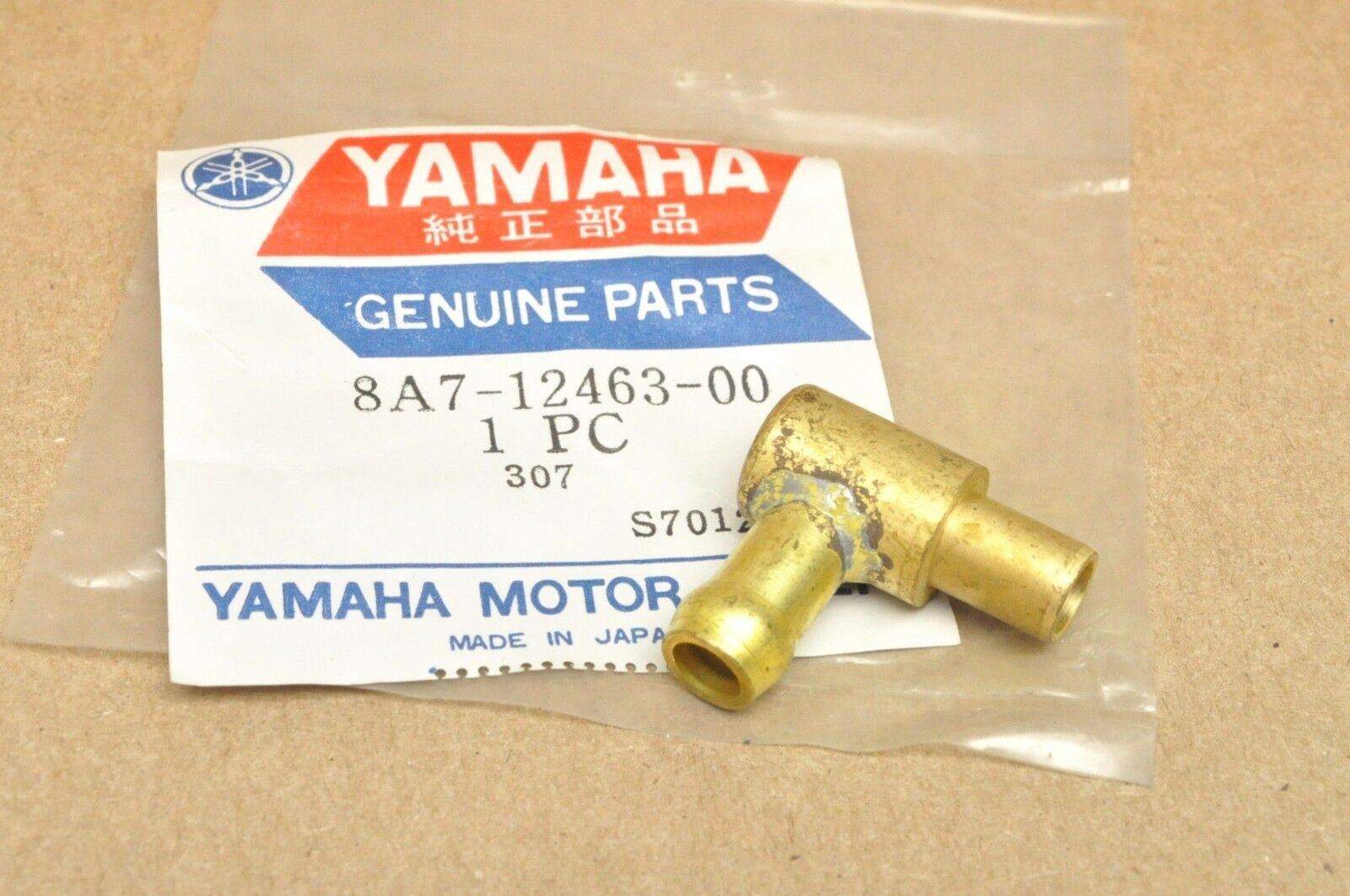 NOS OEM Yamaha Snowmobile SRX340 SRX440 Water Pump Breather Joint Pipe