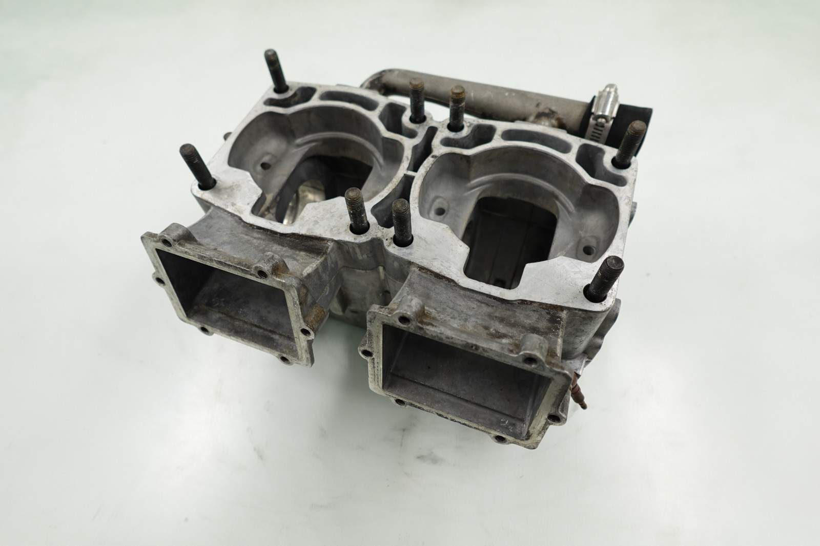 1996-2005 Polaris RMK 700 OEM Engine Crank Case 2200897 2202233