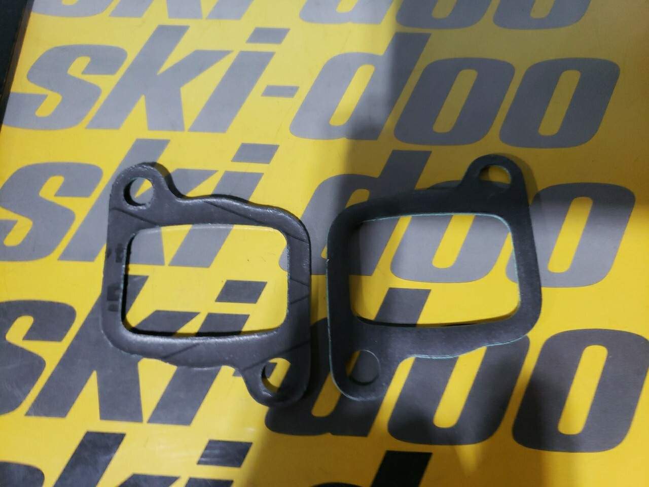 Ski-Doo BRP Bombardier Snowmobile Intake Gasket 420831867 OEM Rotax MXZ GSX Qty2