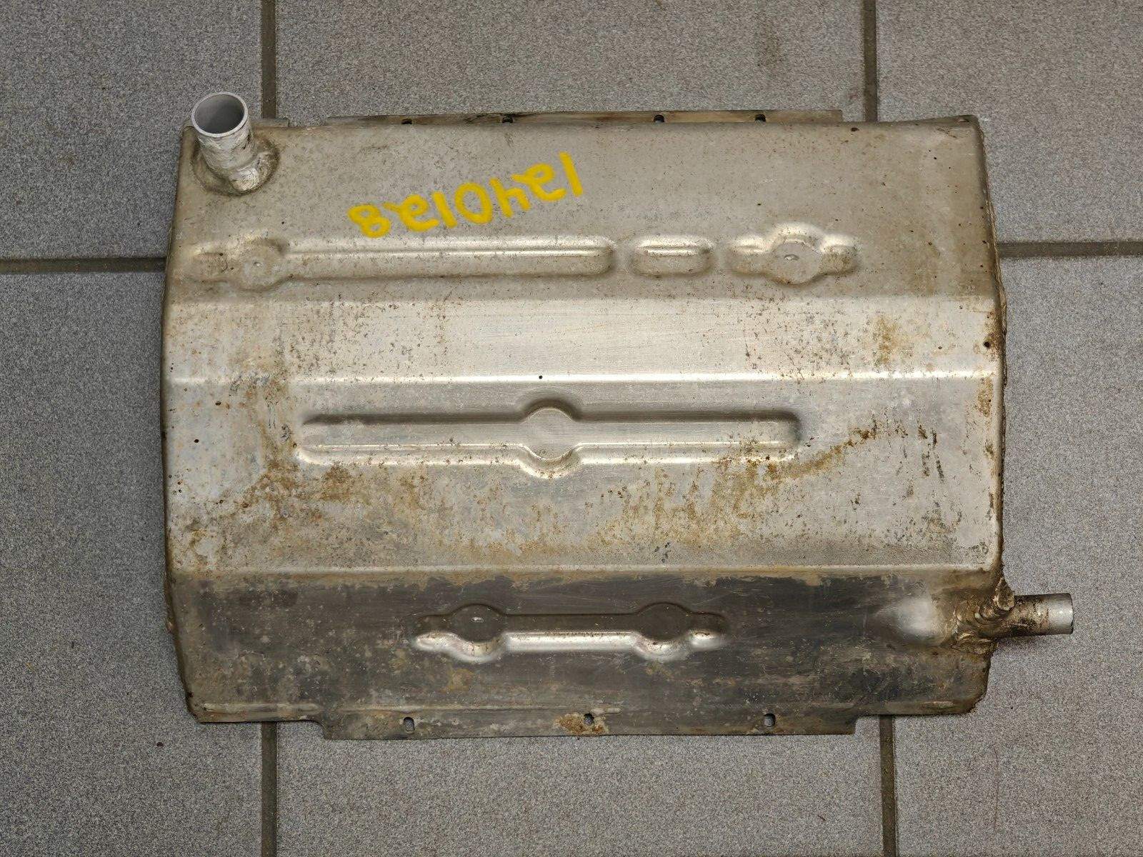 Polaris Snowmobile 2002-2005 Center Cooler – 1240128