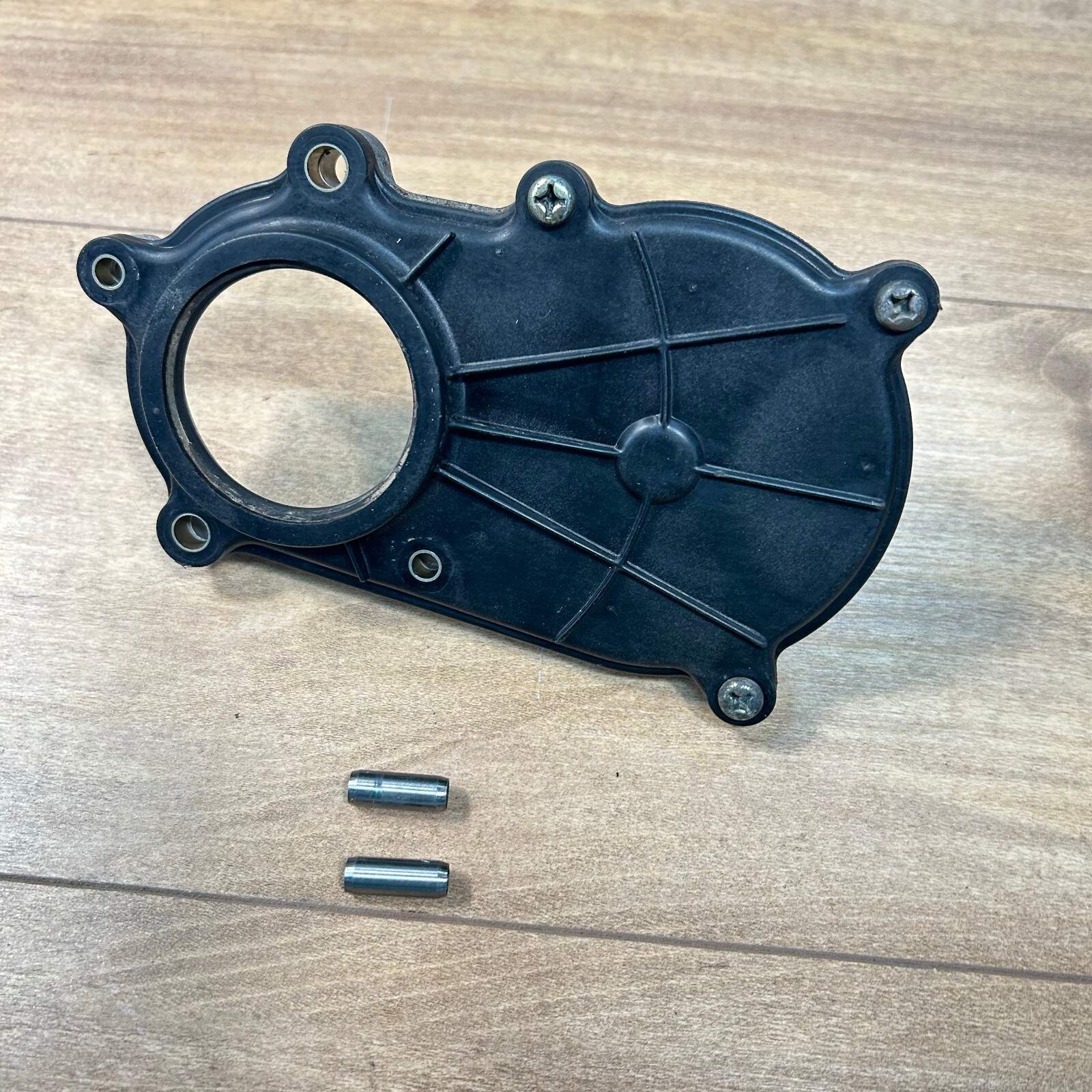 Yamaha 340 Excel Enticer ET340 Snowmobile / Nice OEM SPEEDOMETER GEAR & HOUSING