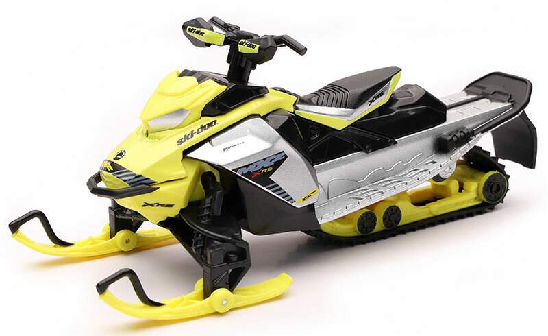 New Ray Toys 1:20 Scale Snowmobile Can-Am Ski-Doo MXZ X-RS Snowmobile #58203