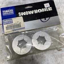 NOS Yamaha Snowmobile  Drive Axle Shaft Split Collar Pair SMA-DRVEC-LL-AR #79 G2