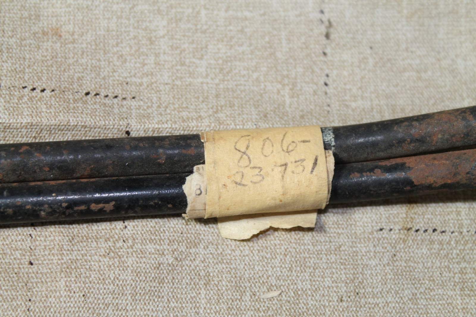 Pair NOS Yamaha Snowmobile Runner 806-23731-01-00 SS396 SW396 SL338 SL396 SL292