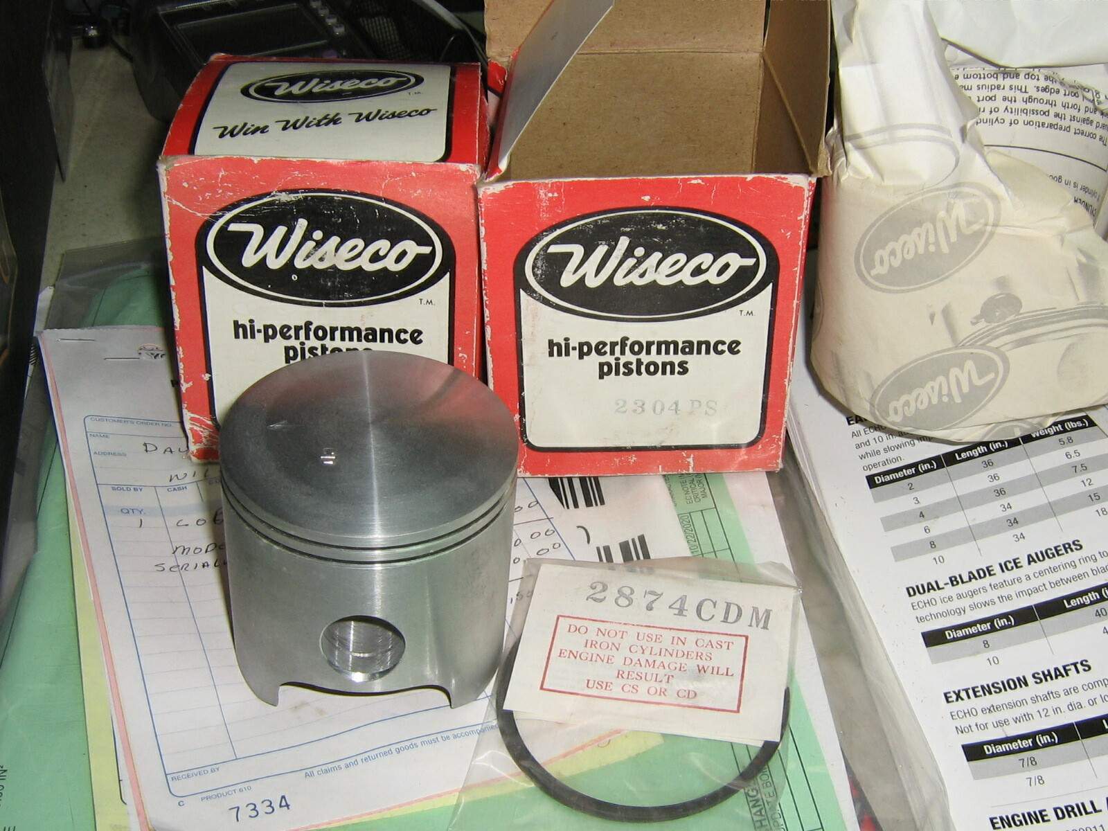 Yamaha Snowmobile 1983-1989 V-Max 540 L/C STD Bore Wiseco Piston set of 2 2304ps