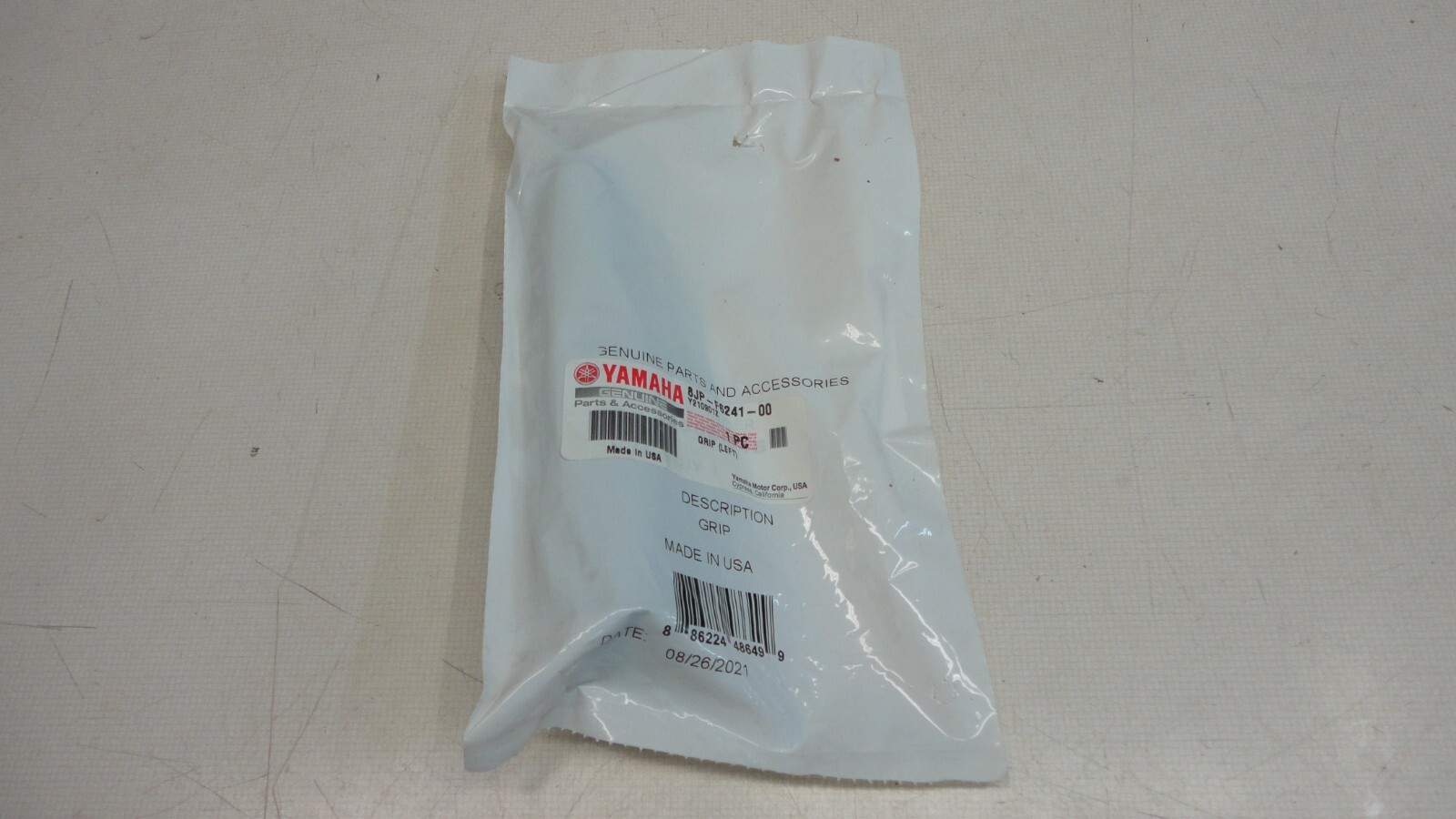 SELECT 2014-2016 YAMAHA SNOWMOBILE MODELS HANDLEBAR GRIP PART# 8JP-F6241-00-00