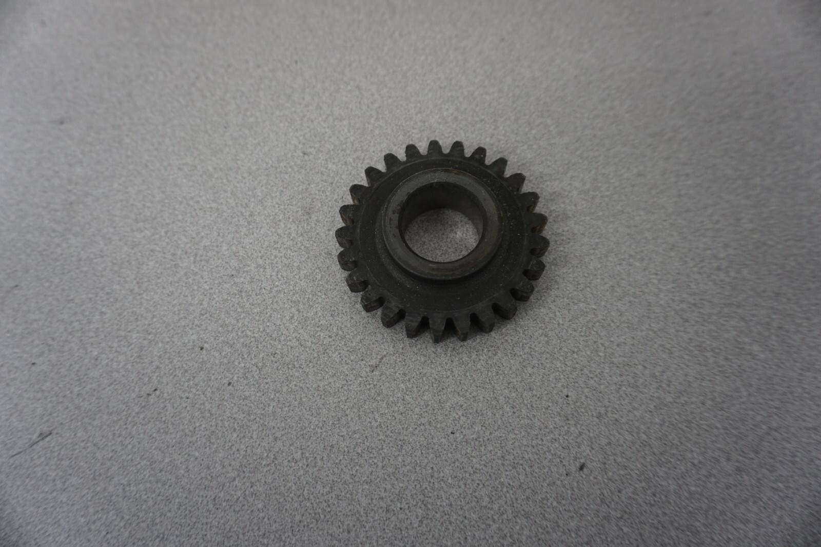 1981-1987 Yamaha OEM Water Pump Drive Gear 25T SRX 440 V-Max 8M6-13188-01-00