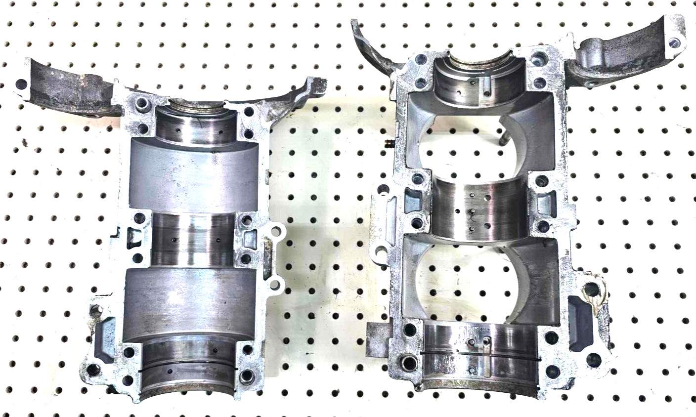 1994-1996 Yamaha Vmax 500 600 Oem Crankcase 8AB-15100-01-00