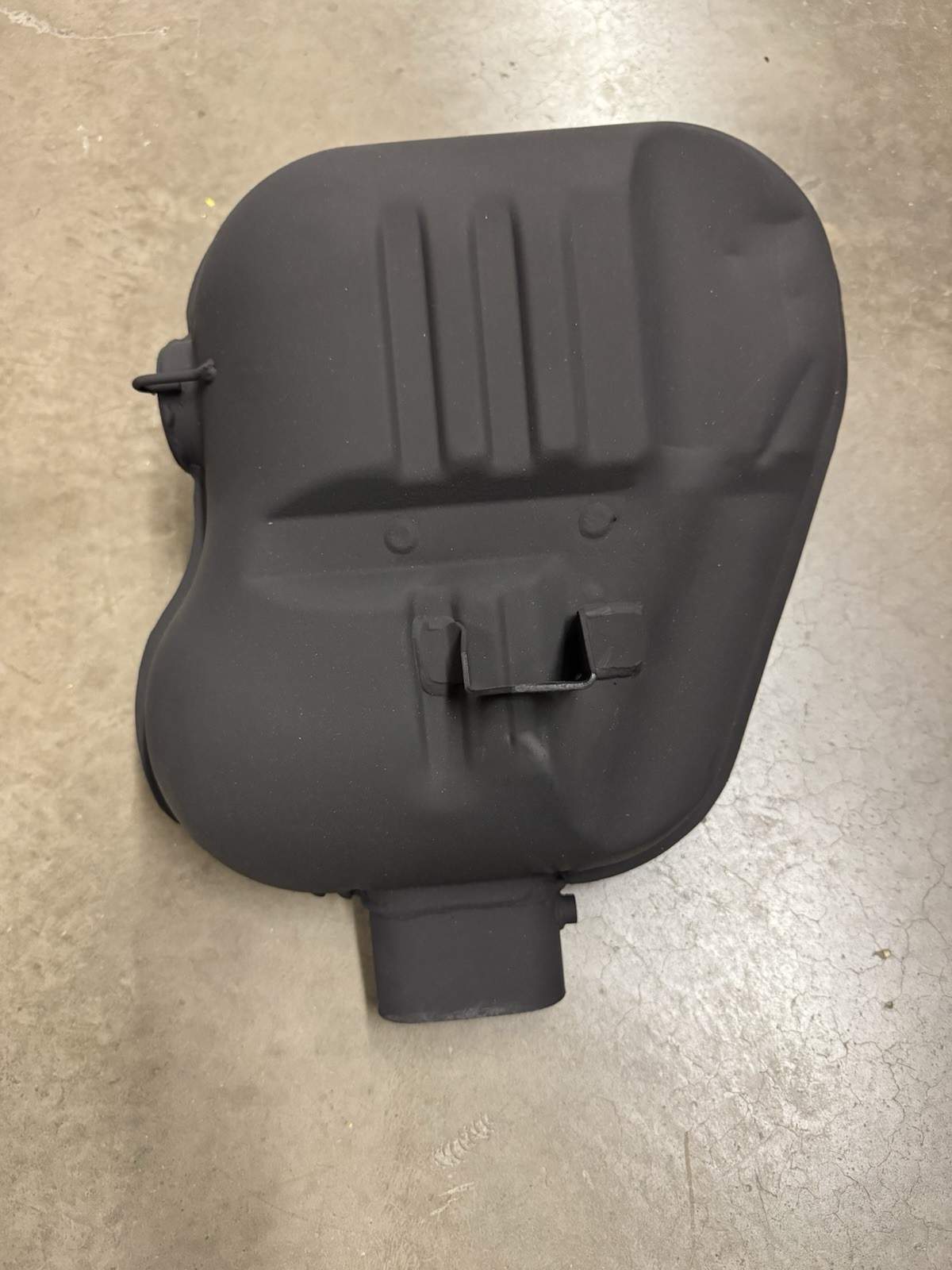 1996  1997 1998 Polaris  Snowmobile Ultra SP 680  Stock Exhaust Muffler Silencer