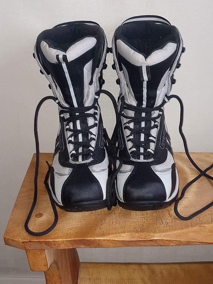 Womens Polaris Snowmobile Boots Black/Off White Size 9
