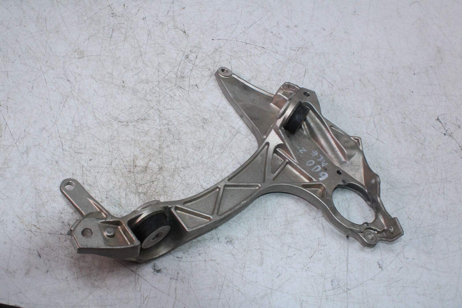 21-22 Ski-doo Tundra/renegade 600 Ace Driven Pulley Support 518333691