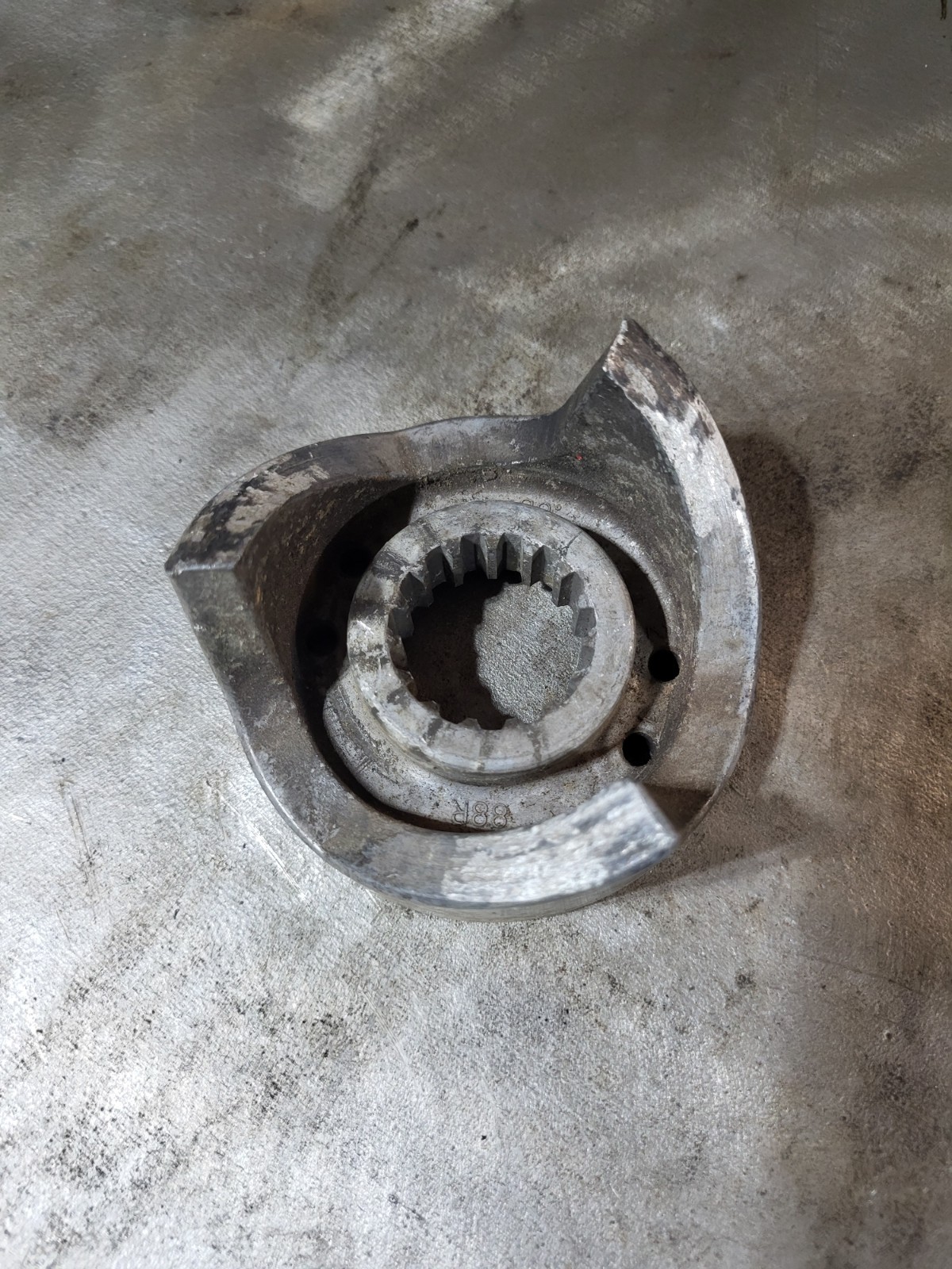 Vintage Yamaha Snowmobile 39 Degree Secondary Helix ??