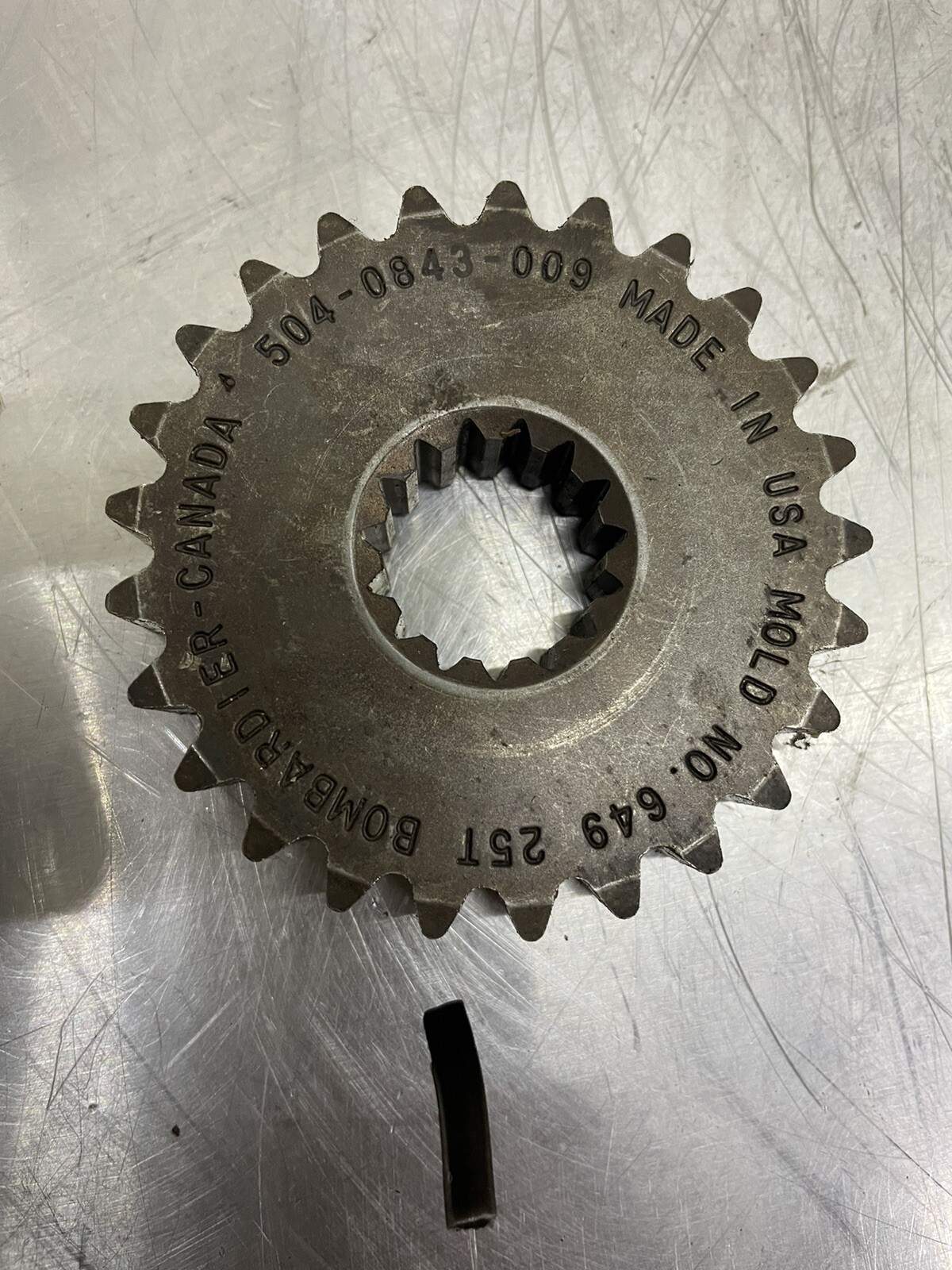 Ski-Doo OEM MX Z Adrenaline 25T Upper Chaincase Drive Gear Sprocket 504-0843-009