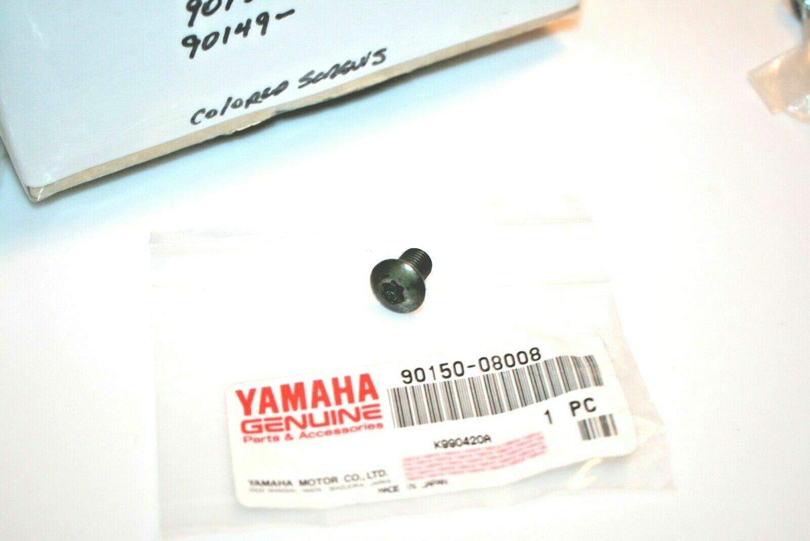 NOS Yamaha Snowmobile Ring Gear Round Head Screw Venom Viper 90150-08008 QTY-4