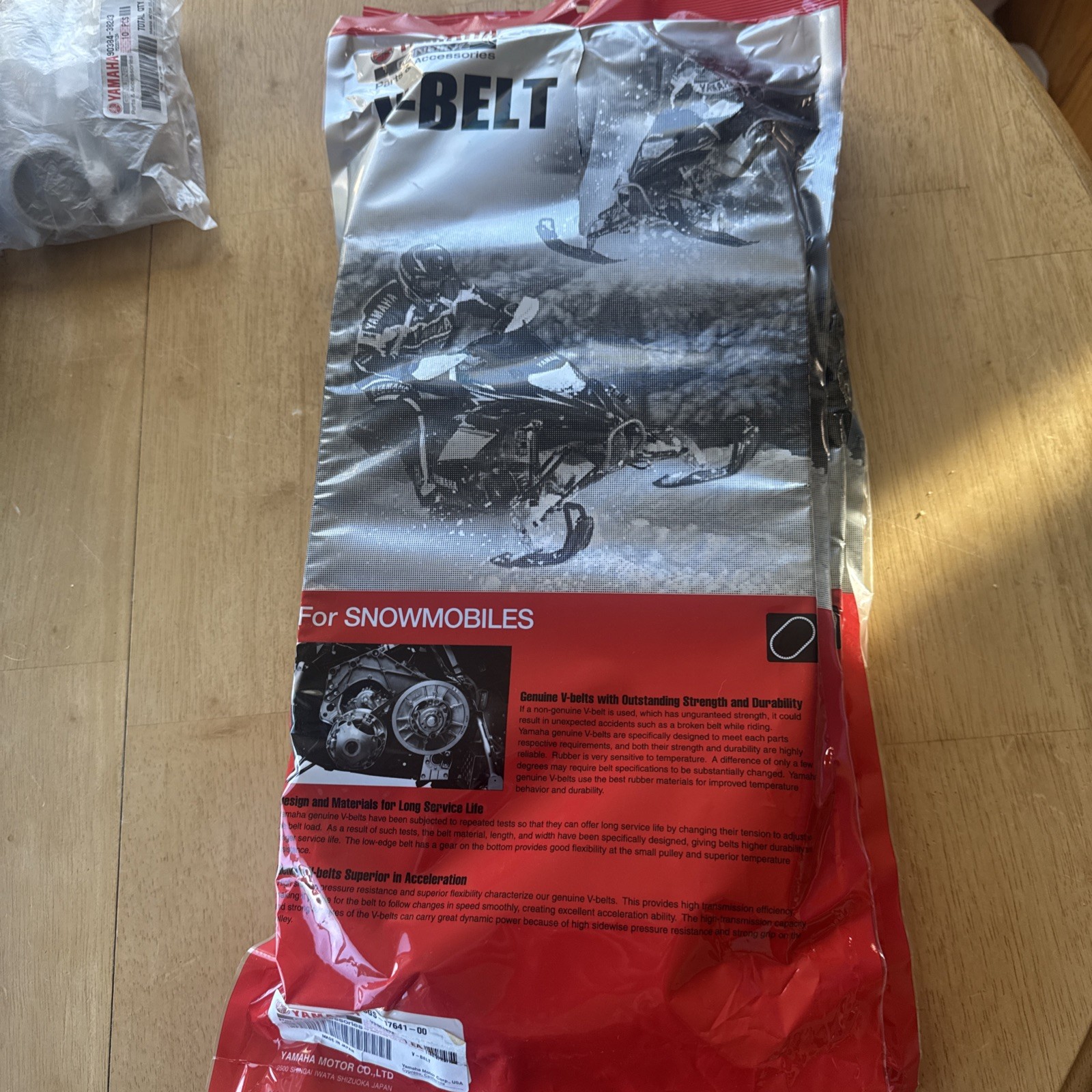 New OEM Yamaha 8GS-17641-00-00 Snowmobile V-Belt; 8GS176410000 Made by Yamaha