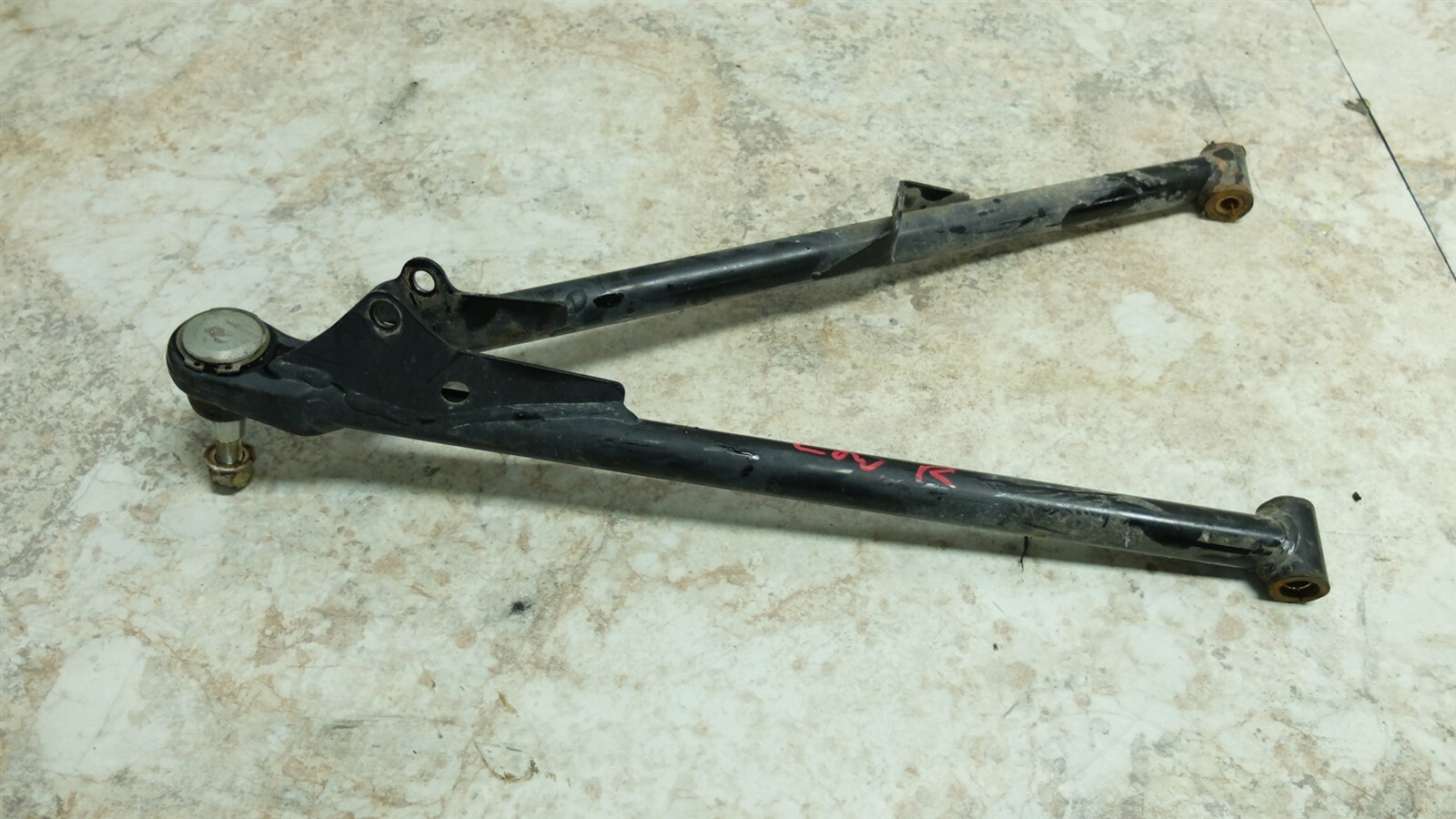 07 Skidoo MXZ 600 Blizzard Snowmobile lower bottom right A Arm AArm