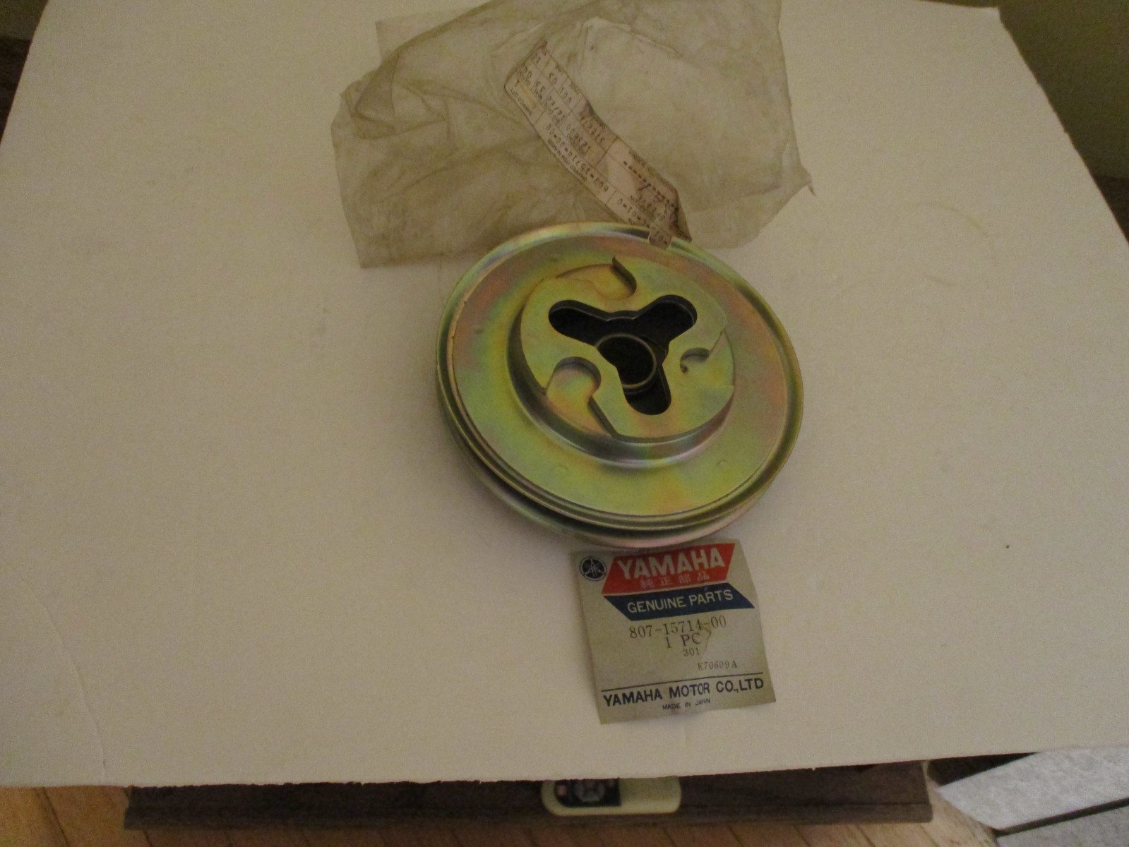 NOS 1969 YAMAHA SNOWMOBILE ROPE RECOIL STARTER  SHEAVE DRUM  SL 338-SS338-SS396