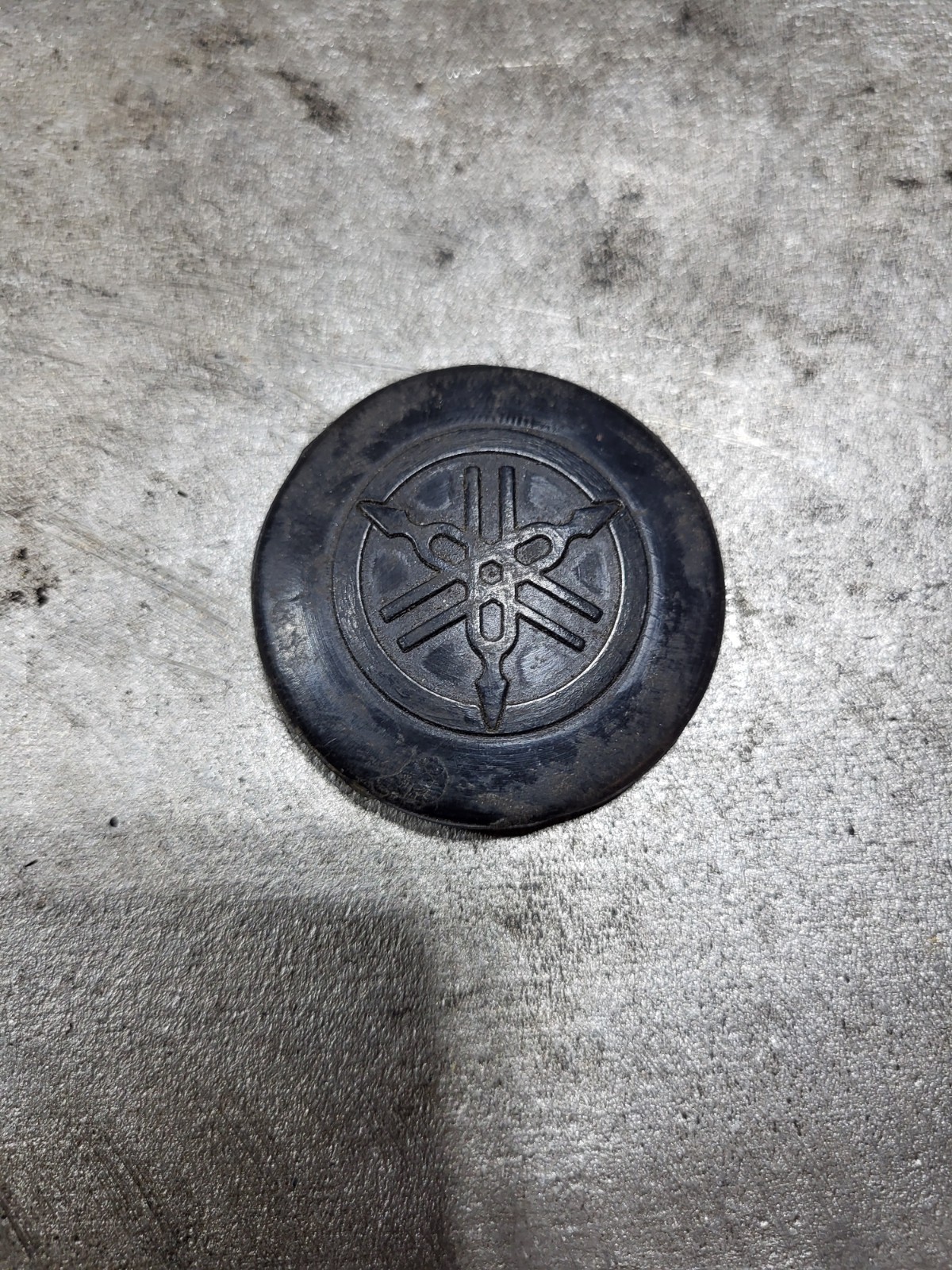 Vintage Yamaha Snowmobile Rubber Gauge Blank Off Plug Chaincase Plug ??