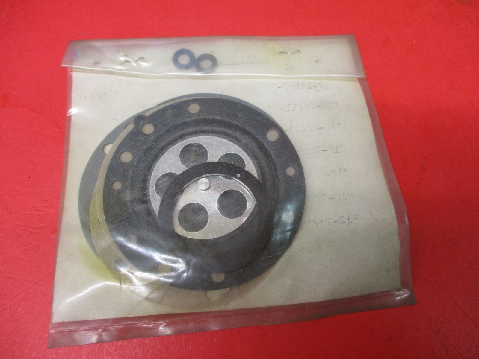 NOS NEW OEM ORIGINAL YAMAHA SNOWMOBILE MIKUNI CARBURETOR G KIT 812-00000-20