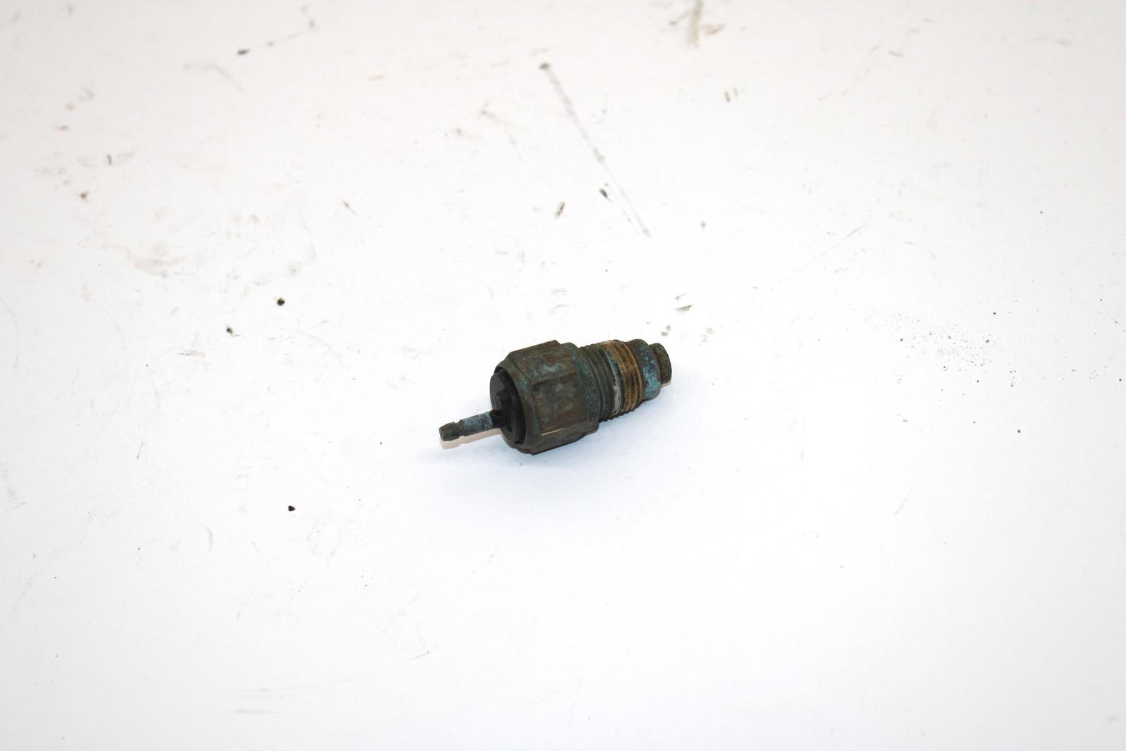 94 Polaris Indy 440 L/c Oem Temperature Sensor 3083055 Q710
