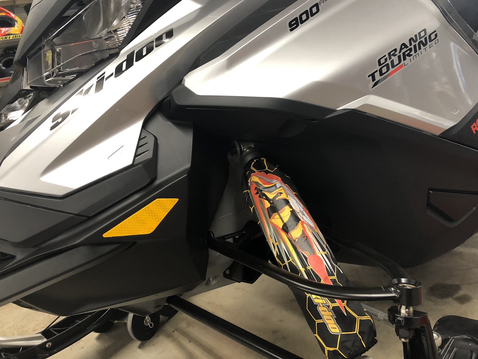 SKI-DOO SHOCK COVERS  280000327