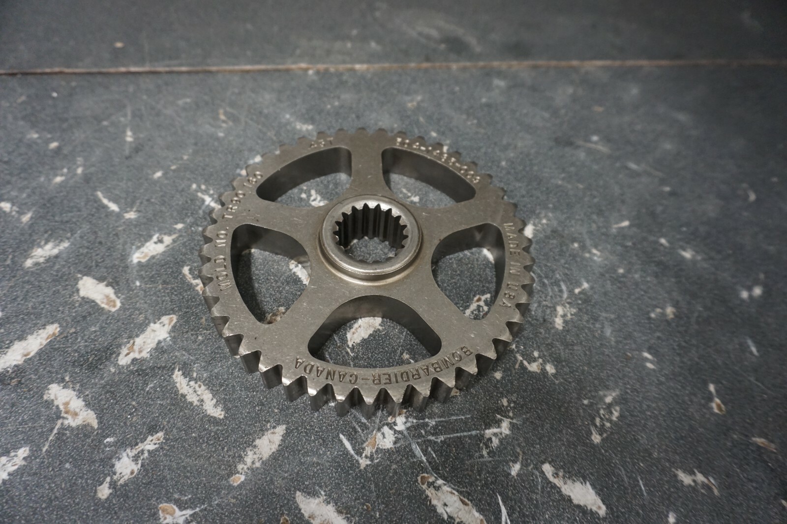 1997-2009 Ski-Doo OEM 43 Teeth Chaincase Sprocket Formula Summit MXZ Touring