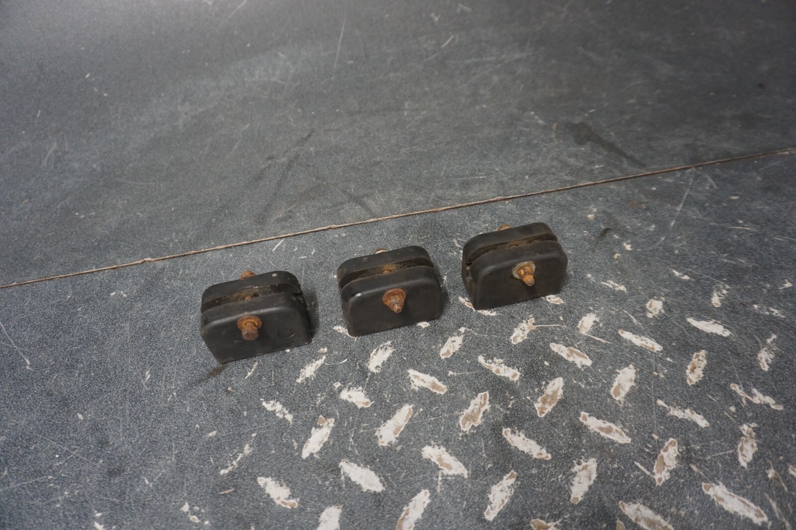 1998-2005 Ski-Doo Summit MXZ GTX OEM Rubber Track Stopper Rail Support Set (3)
