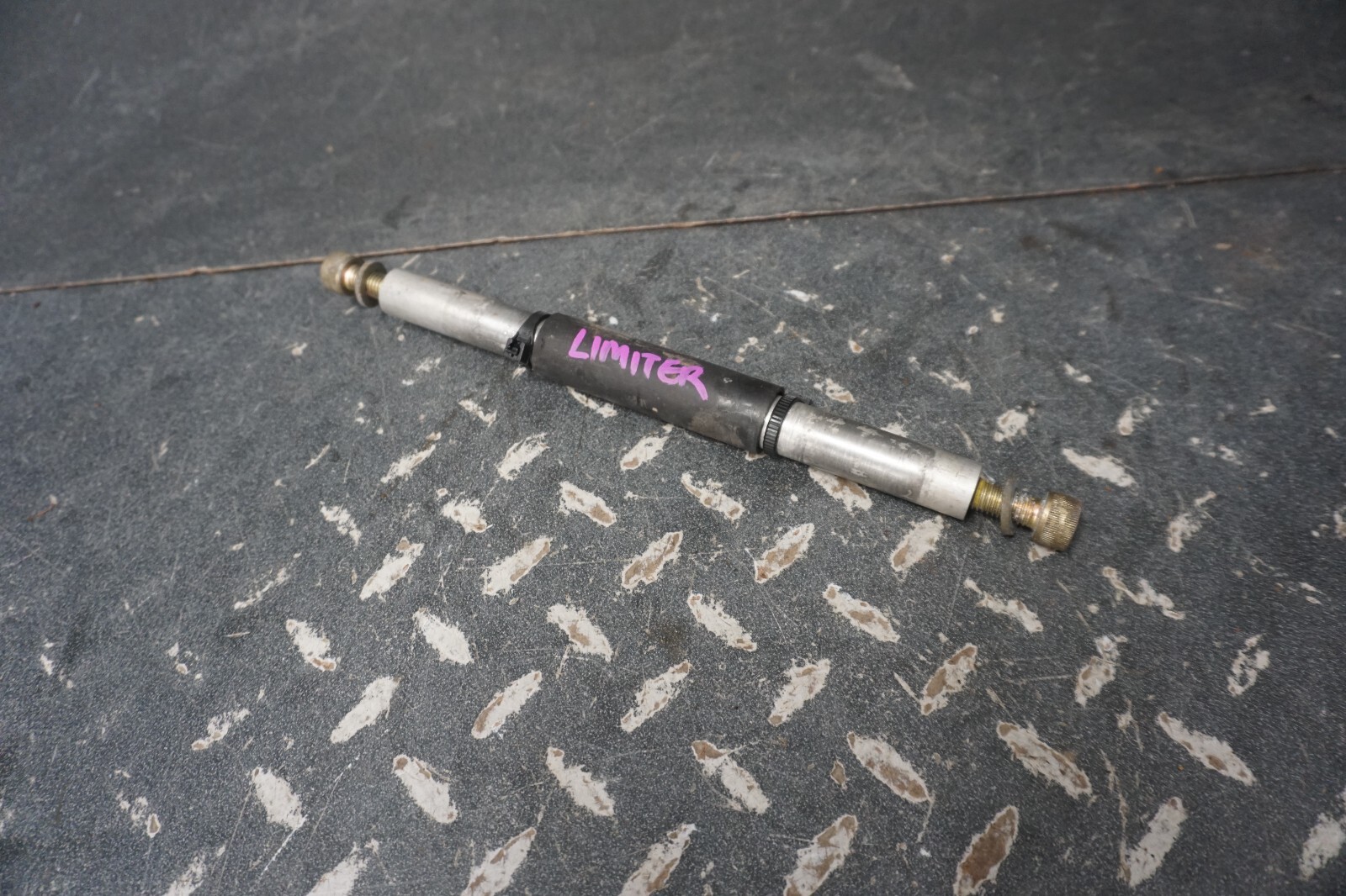 2001-2009 MXZ 600 Grand Touring Ski-Doo OEM Front Limiter Strap Axle Shaft Ass’y